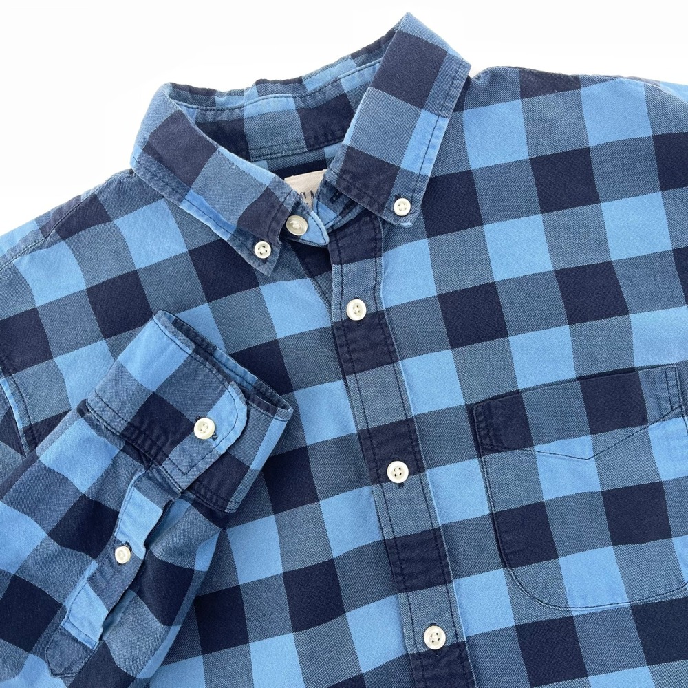 GAP Mens Button Down Shirt Medium Blue Buffalo Plaid Long Sleeve Casual